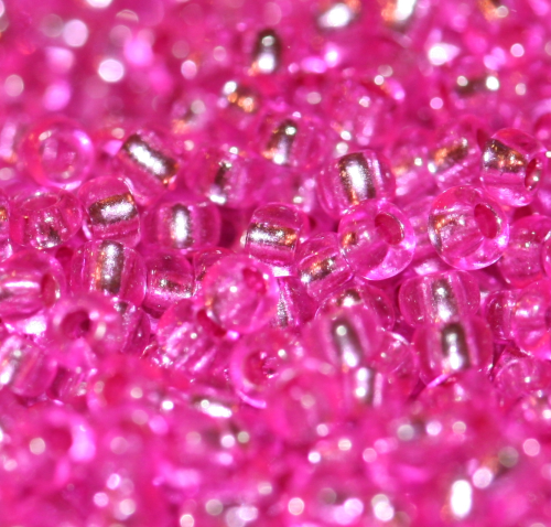 Rocailles 2,0mm " silbereinzug rosa"