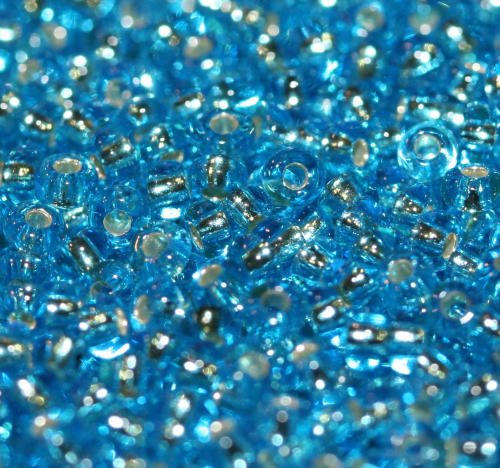 Rocailles 2,0mm " silbereinzug blau"