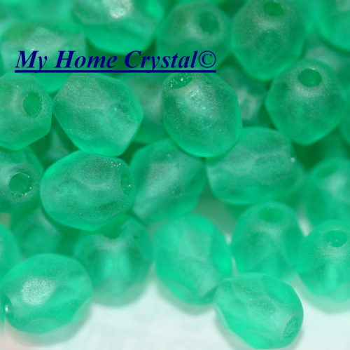 Glasschliffperle matt emerald 4mm