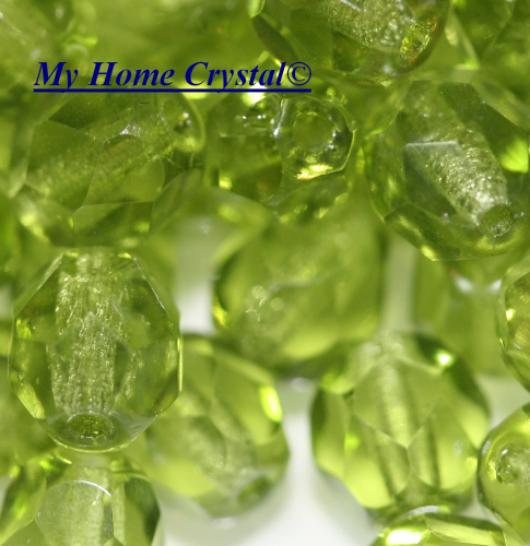 Glasschliffperle transp. olivin 10mm